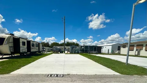 Elite Full Hookup RV Site — image 5 of 5