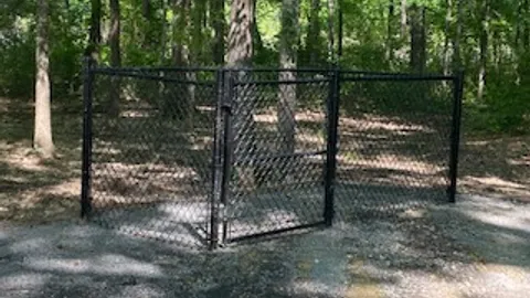 Waterfront Deluxe RV Site with Fenced in Pet Area — image 4 of 4