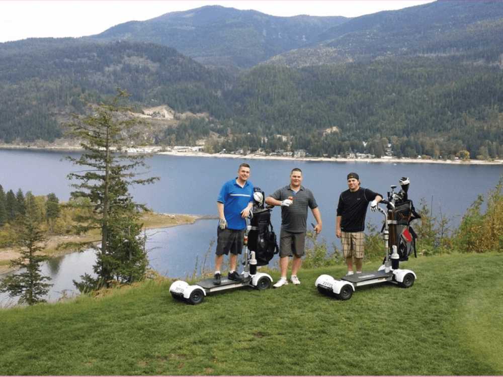 Family Tree Riverside RV and Campground - Sicamous, BC - Photo 3