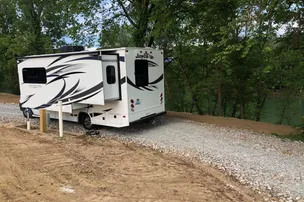Banks of the Cumberland Campground – photo 2