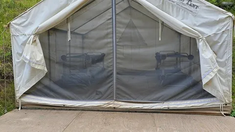 Outfitter Tent — image 1 of 7