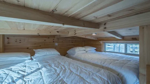 Lost Canyon Cabin — image 5 of 5