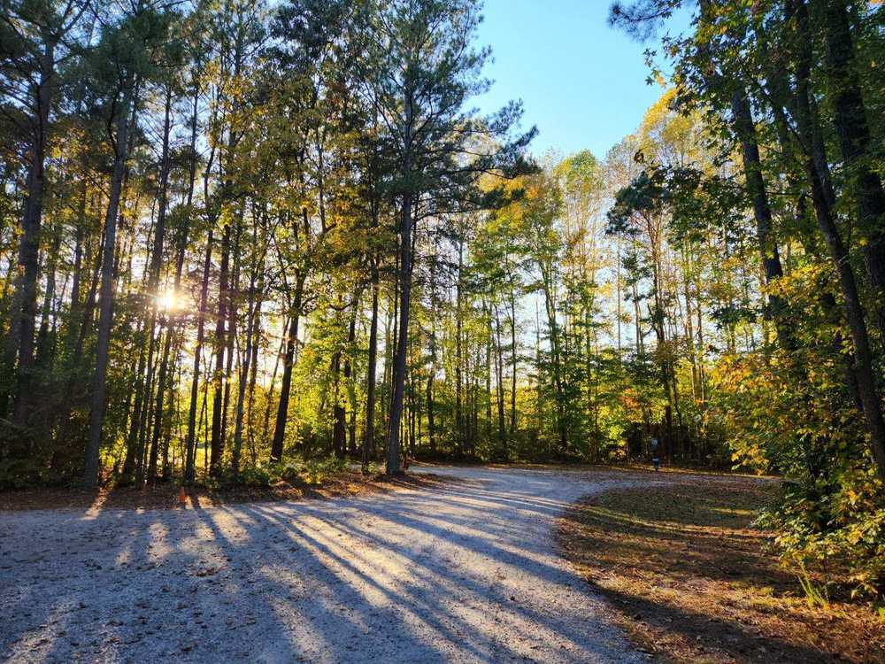Colonial Pines Campground at Williamsburg Christian Retreat Center - Photo 2