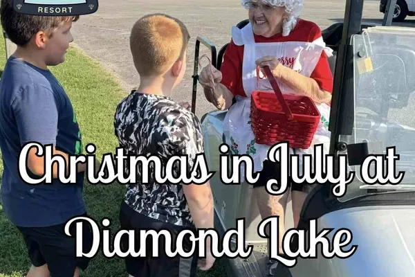 🎅🌞 Christmas in July