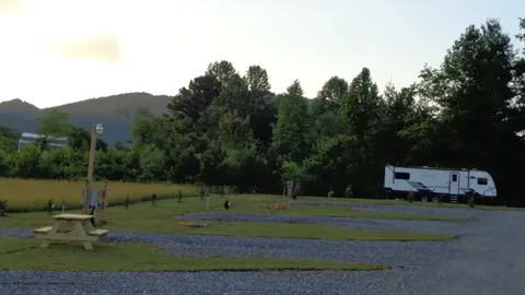 30/50 Amp Back-in Full Hookup RV Site — image 3 of 3