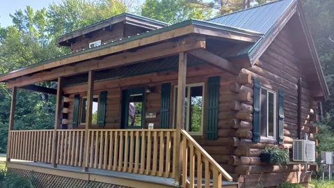 Large Cabin — image 1 of 7