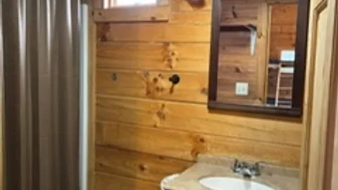 Eagle Lodge — image 7 of 7