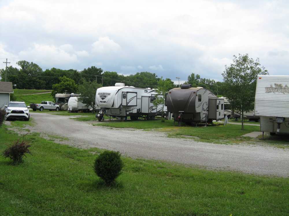 Mills House RV Park - Photo 2