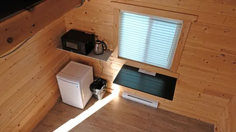 Yellow Loft Cabin — image 2 of 10