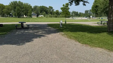 Site 05 — image 3 of 3