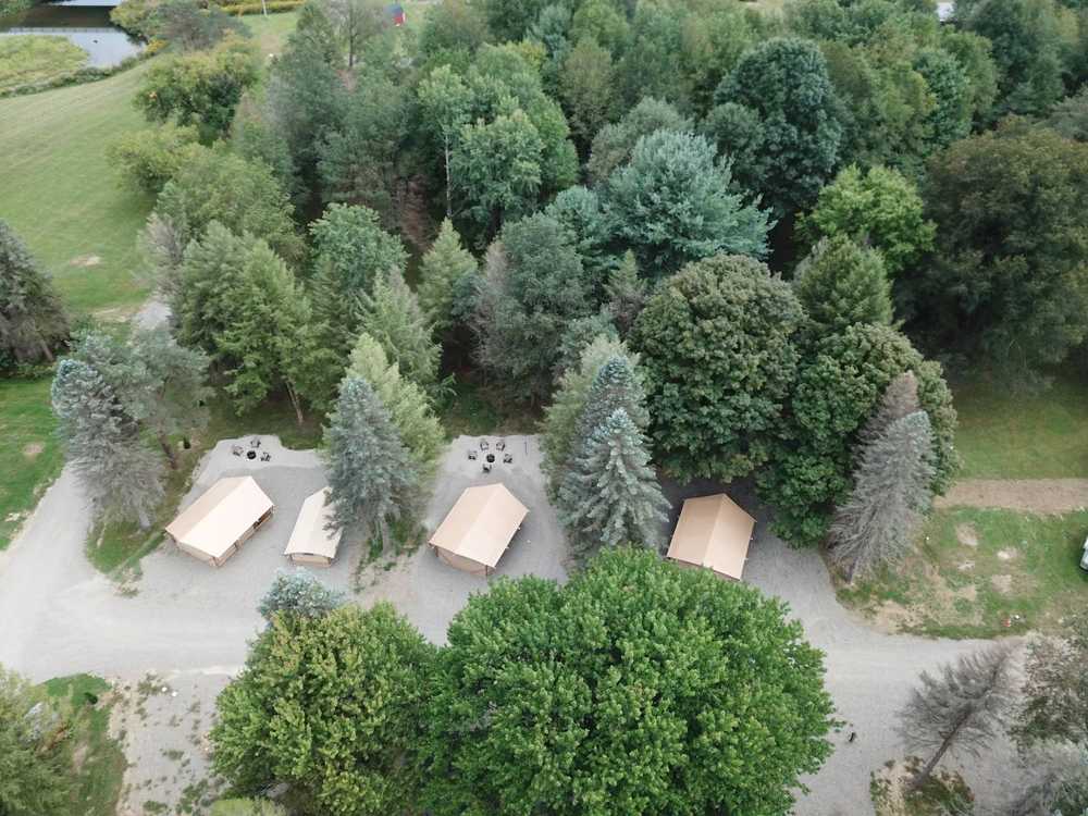 Bison Trace Luxury Camping - Main Photo