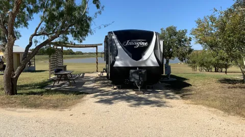 Deluxe Full Hook-up RV Site — image 1 of 1