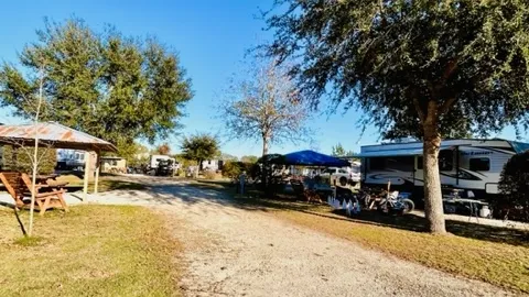 30/50 Full Hookup Pull-Through SS RV Site — image 1 of 3
