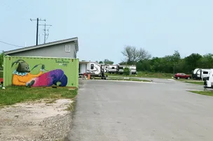 Wisteria RV Park on FM 812 – photo 2