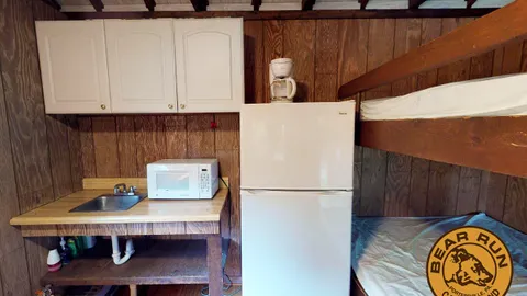 Appalachian Pet Friendly Cabin — image 2 of 5