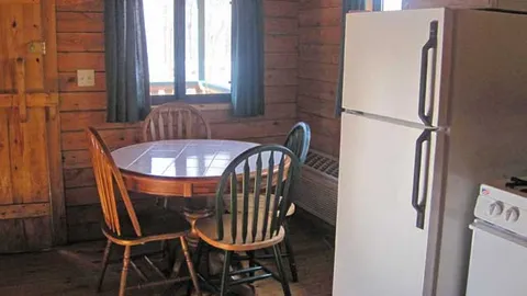 Cottage — image 2 of 4