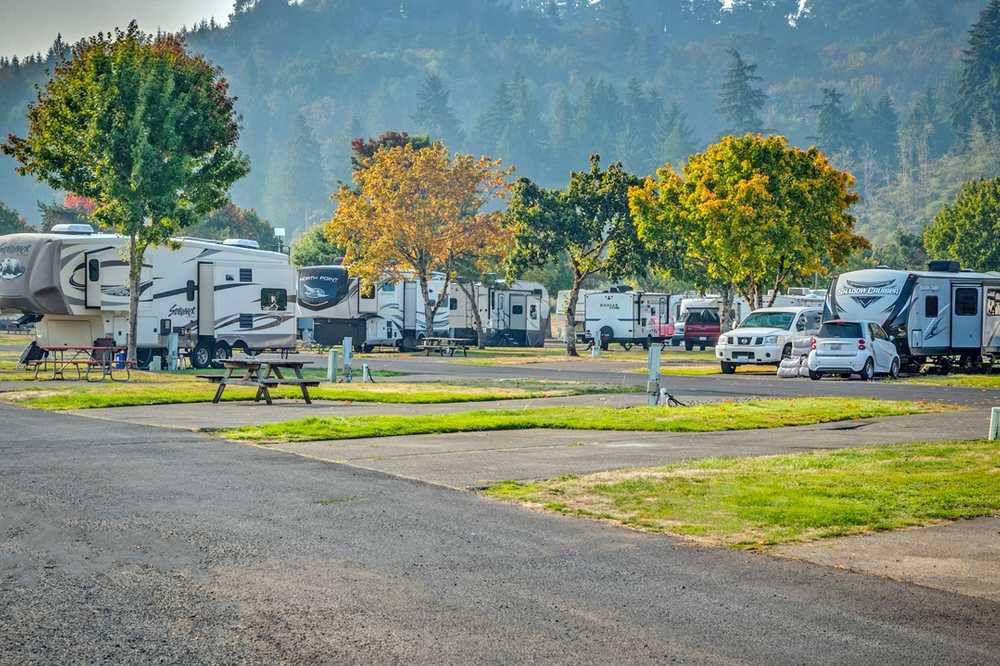 Brookhollow RV Park - Photo 2