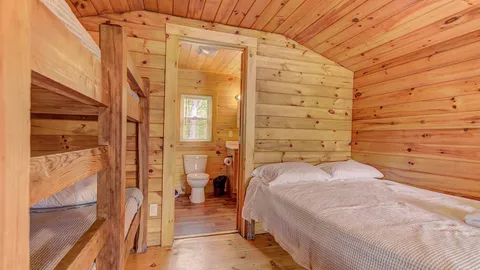 Cozy Cabin — image 2 of 8