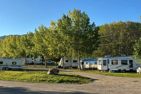 Westwind RV Park – photo 1