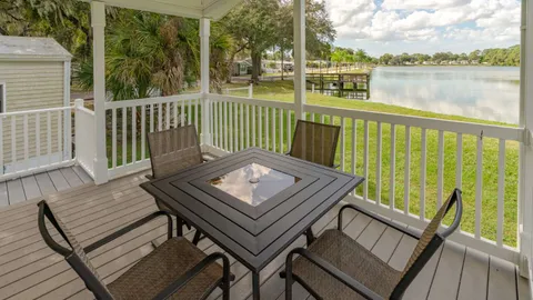 Platinum 1 Bedroom Lake View Rental — image 2 of 7