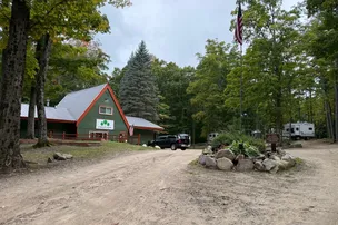 Cadillac Woods Campground – photo 2