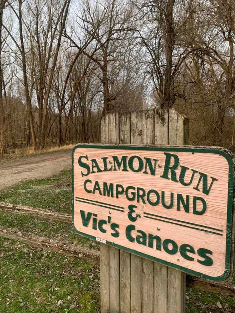 Salmon Run Campground and Vic's Canoes - Photo 2
