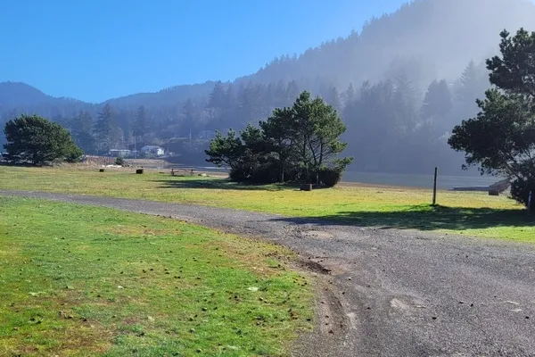 Whalen Island County Campground – photo 1