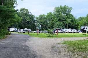 Pioneer Valley Campground – photo 3