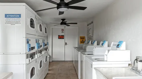 Full Hookup RV Site — image 3 of 3