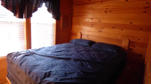 Yogi Bear™ Cottage — image 2 of 13