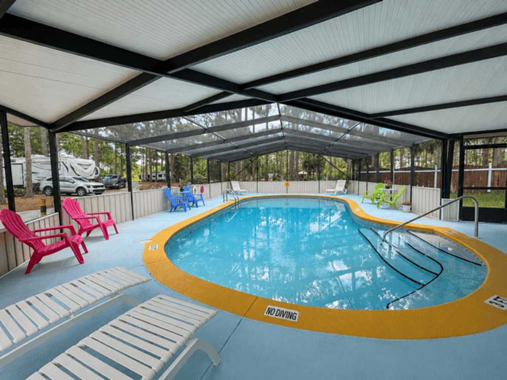 Pineglen Motorcoach & RV Park - Photo 4