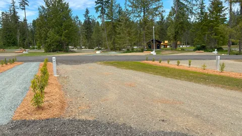 Unserviced Pull-Through Site — image 6 of 6