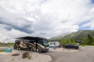 Alpine Valley RV Resort – photo 5