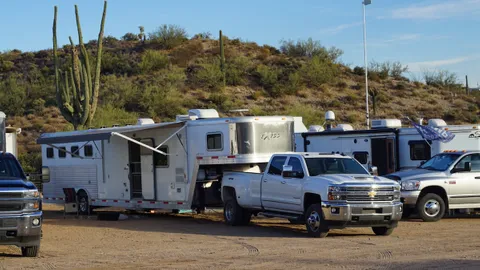 Full Hook-up RV Site (30 AMP plug with 15 AMP breaker) — image 5 of 5