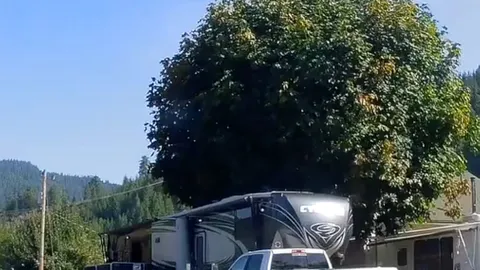 30 Amp River Pull-Through RV Site — image 1 of 3