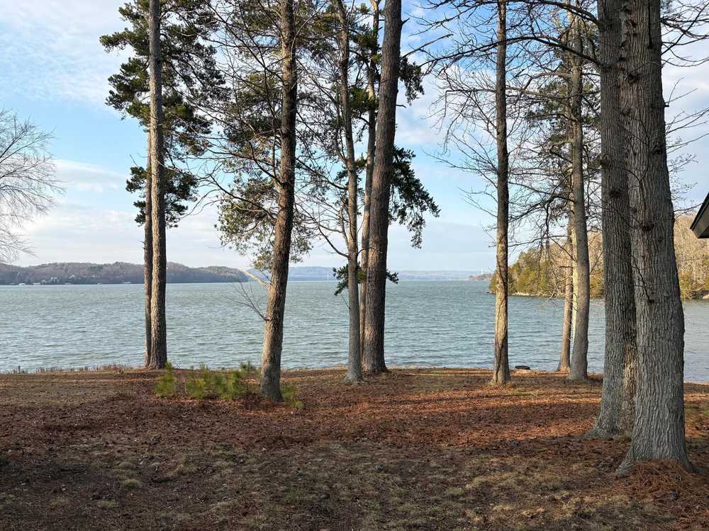 Lake Guntersville RV Park, Guntersville, Alabama - Photo 2