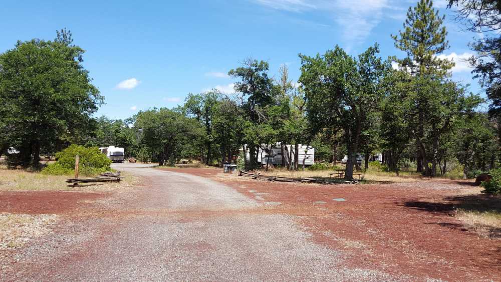 Lassen RV Park & Campground - Photo 4