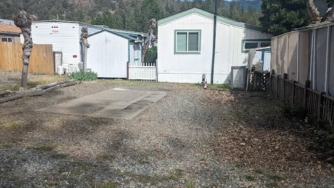 Non-Waterfront RV Space — image 7 of 7