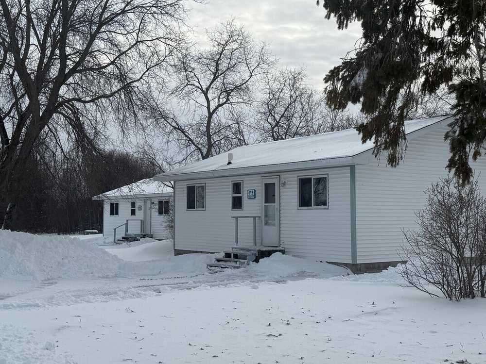 Nahma Lakeside Landing Campground and Lodging LLC - Nahma, MI - Photo 3