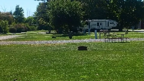 30 AMP Pull Through RV Site — image 4 of 4