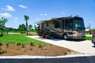 Tropic Hideaway RV Resort – photo 2