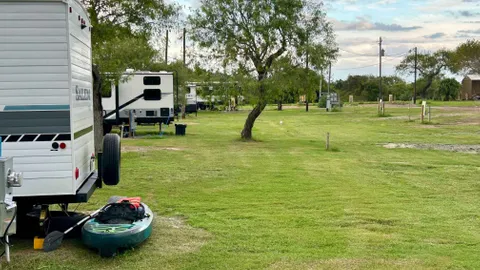 Standard Full Hookup RV Site — image 2 of 5