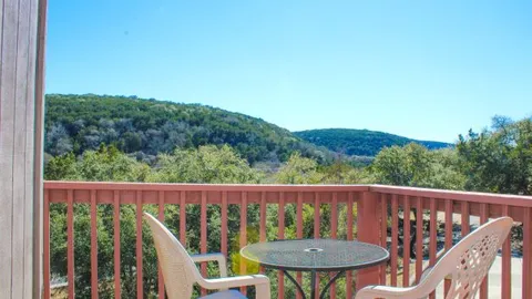TREE TOP VILLA — image 11 of 11