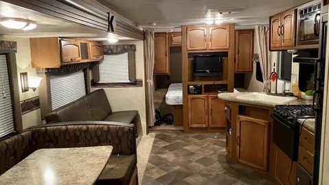 Camper Rental — image 5 of 5
