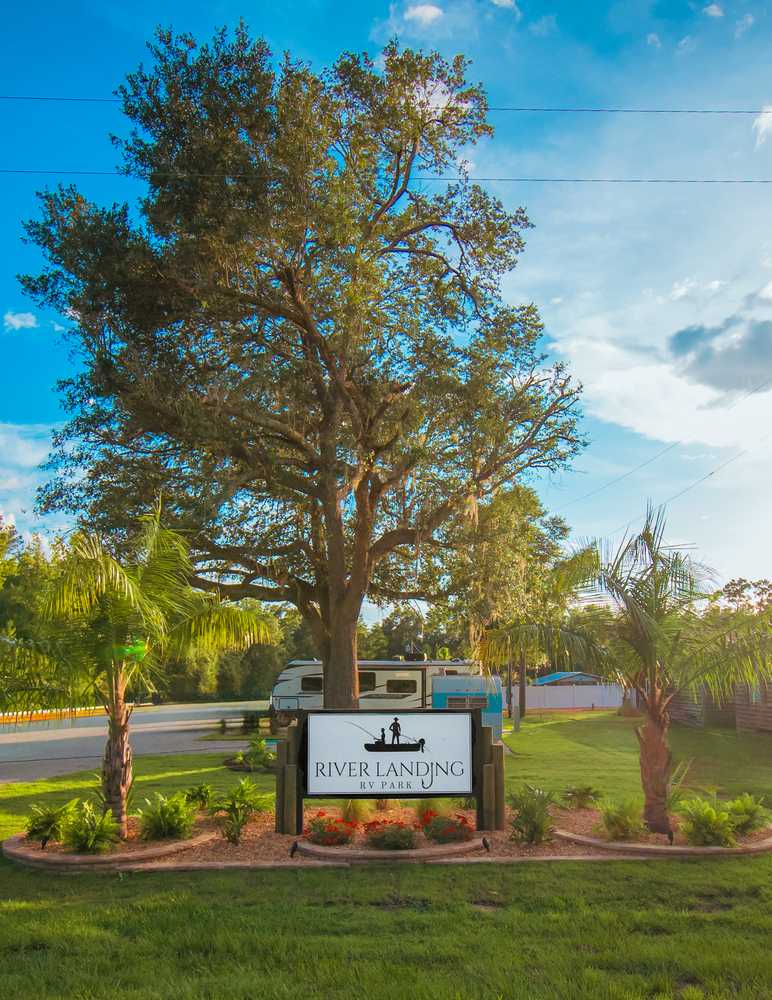 River Landing RV Park, Bristol, Florida - Photo 2