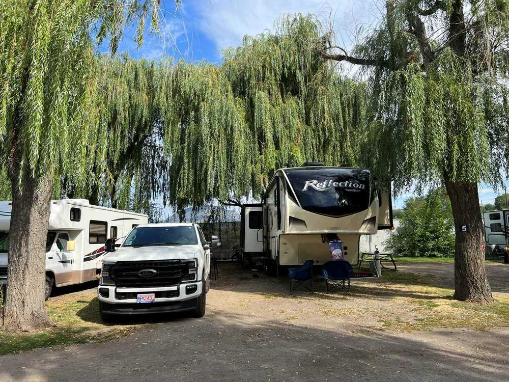 Apple Beach RV Park - Oliver, British Columbia - Photo 5