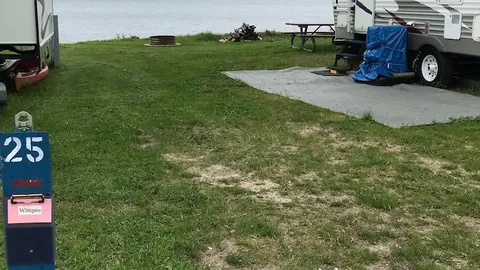 30 & 50 AMP Back-In Waterfront RV & Tent Sites — image 2 of 7