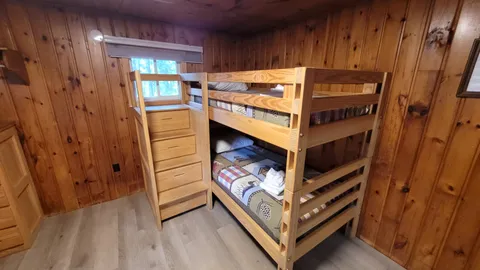 Slumber Cabin — image 25 of 25