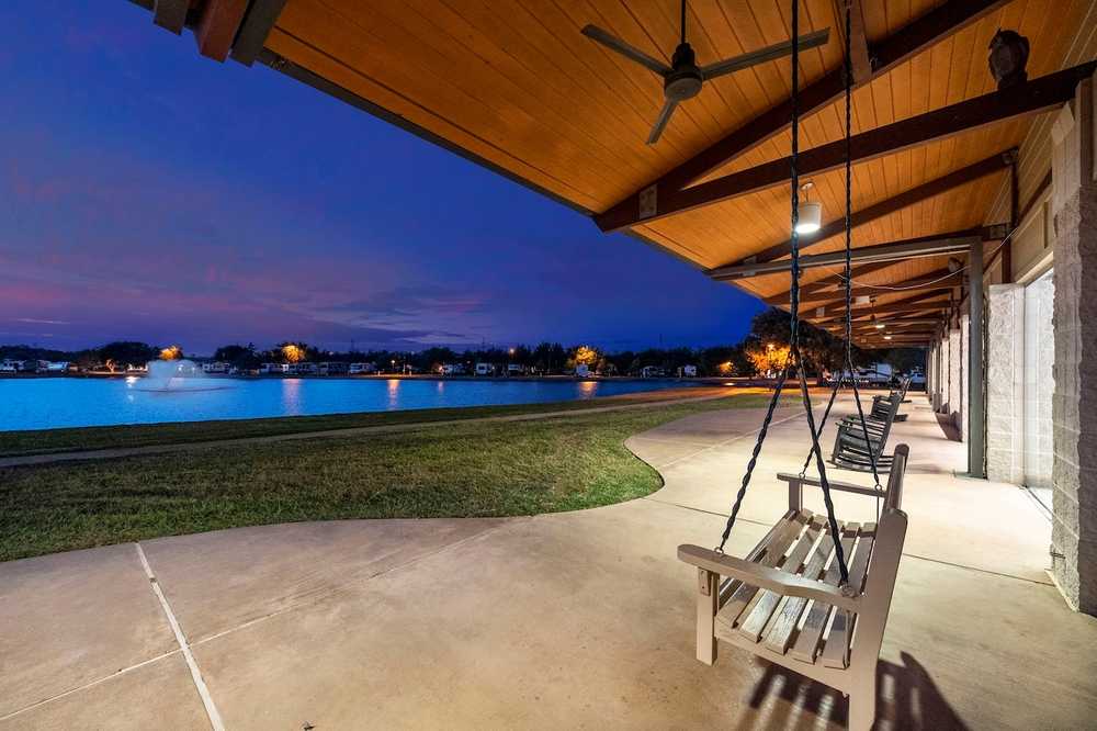 Lakeview RV Resort - Photo 5