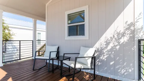 1 Bedroom Park Model Deluxe — image 5 of 5